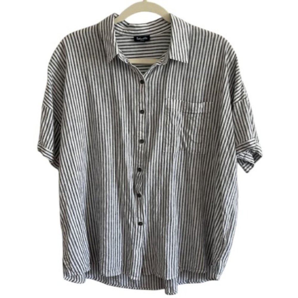 Splendid black and white striped short sleeve button down shirt size S